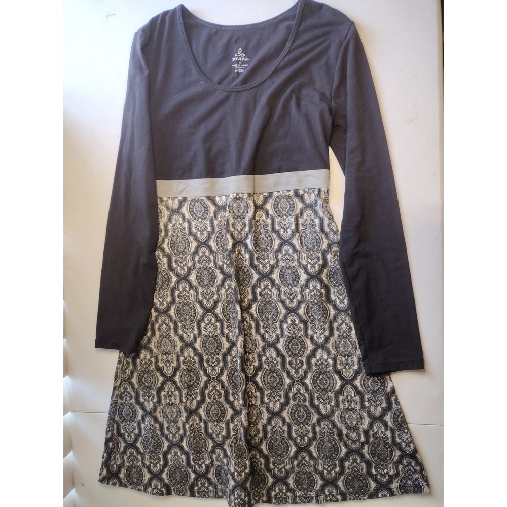 Prana Black and Cream Patterned Long Sleeve Dress